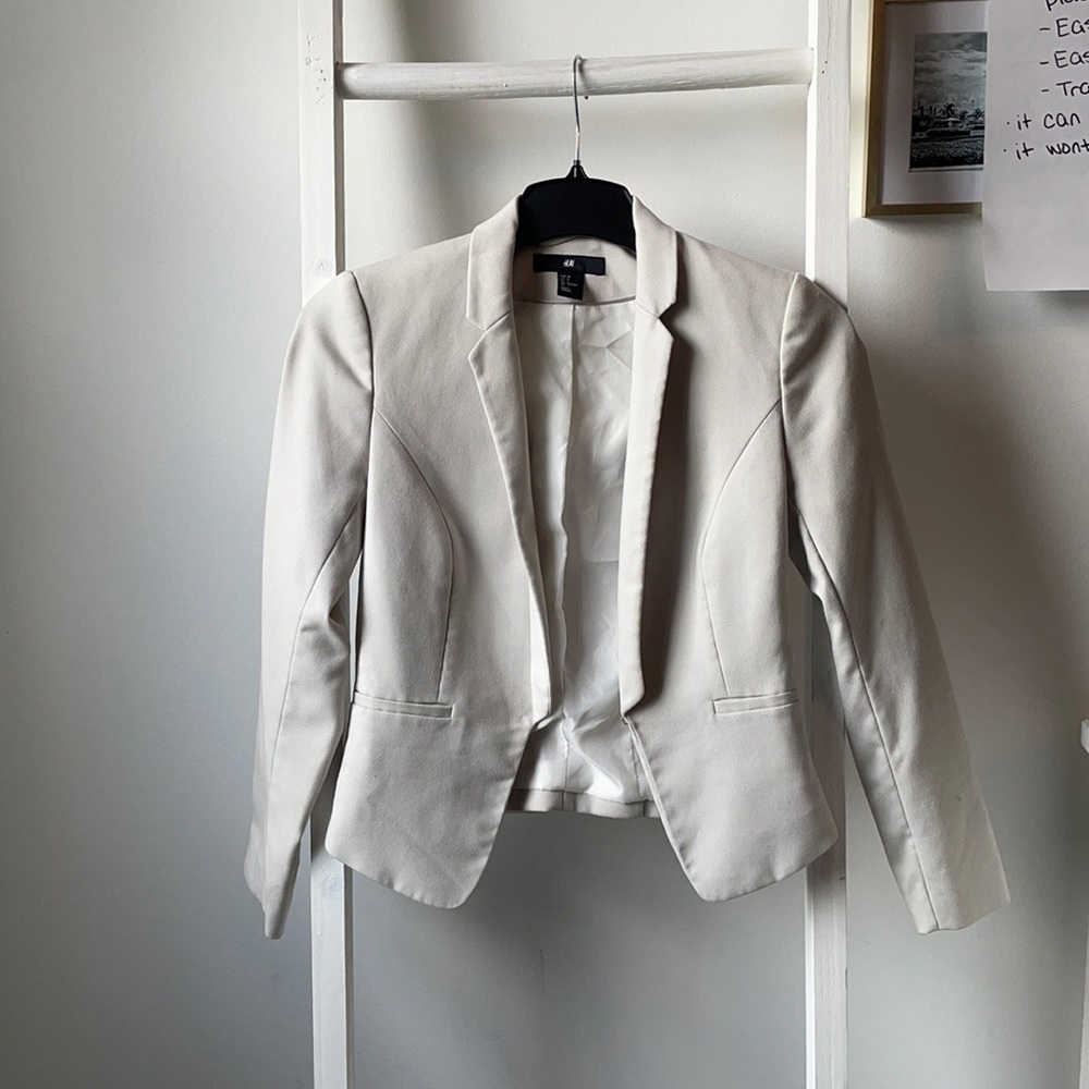 H&M blazer - Picture 2 of 7